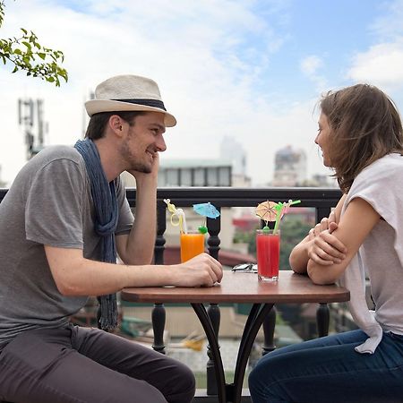 Holiday Emerald Hotel Ханой Экстерьер фото
