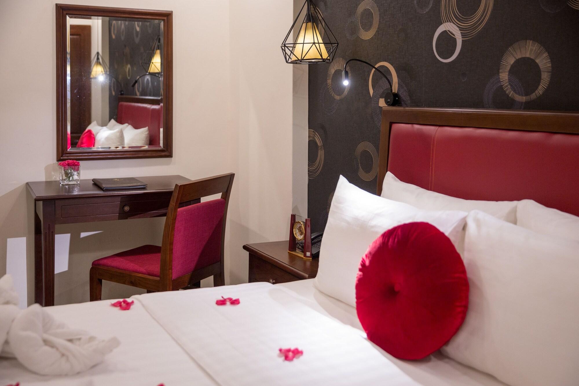 Holiday Emerald Hotel Ханой Экстерьер фото